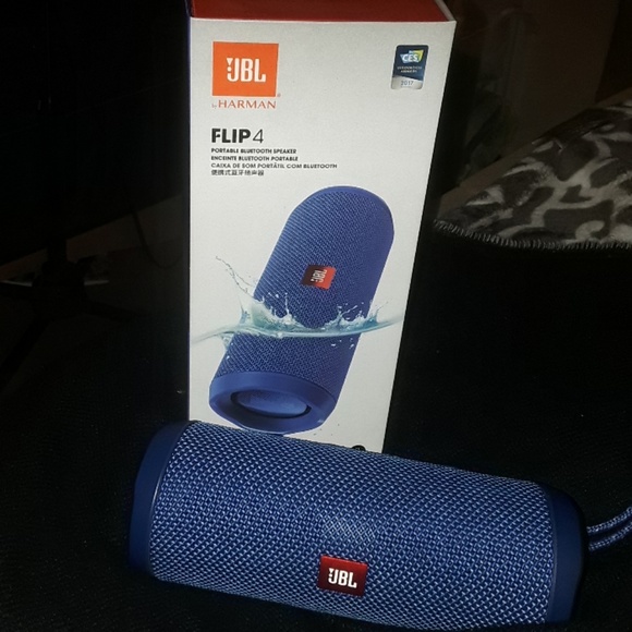 A jbl flip 4 speaker - Picture 5 of 8